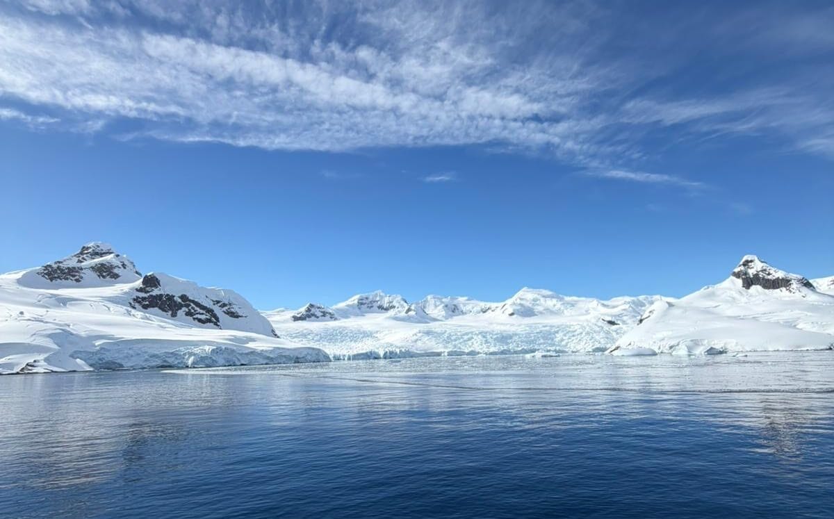 Antarctica Expedition Cruise Review — A First-Hand Adventure to the World’s Most Extraordinary Continent
